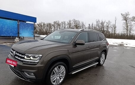 Volkswagen Teramont I, 2019 год, 3 400 000 рублей, 3 фотография