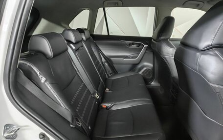 Toyota RAV4, 2020 год, 3 743 000 рублей, 16 фотография