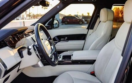 Land Rover Range Rover IV рестайлинг, 2022 год, 13 950 000 рублей, 17 фотография