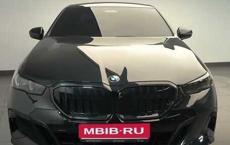 BMW 5 серия, 2025 год, 11 550 000 рублей, 26 фотография