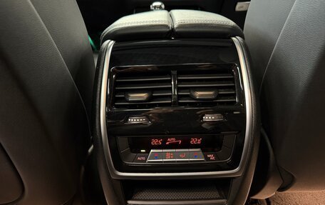 BMW X7, 2021 год, 6 990 000 рублей, 29 фотография