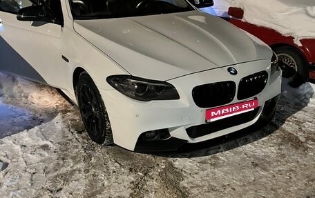 BMW 5 серия, 2015 год, 1 850 000 рублей, 2 фотография