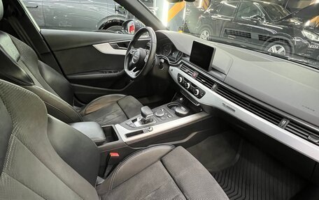 Audi A4, 2017 год, 2 980 000 рублей, 16 фотография