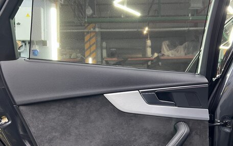 Audi A4, 2017 год, 2 980 000 рублей, 34 фотография