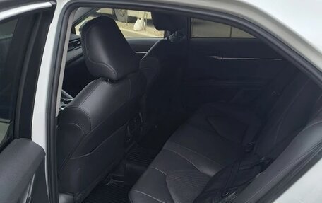 Toyota Camry, 2021 год, 2 750 000 рублей, 11 фотография