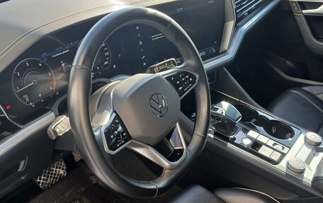 Volkswagen Tiguan II, 2021 год, 3 690 000 рублей, 2 фотография