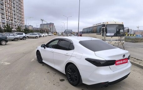 Toyota Camry, 2021 год, 2 750 000 рублей, 10 фотография