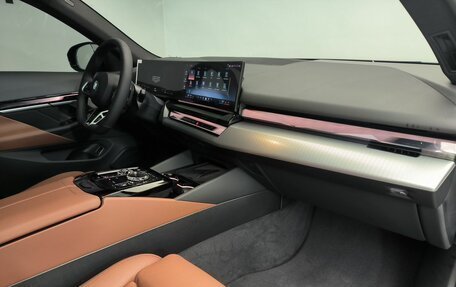 BMW 5 серия, 2025 год, 11 550 000 рублей, 14 фотография