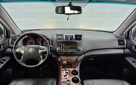 Toyota Highlander III, 2012 год, 1 942 000 рублей, 6 фотография