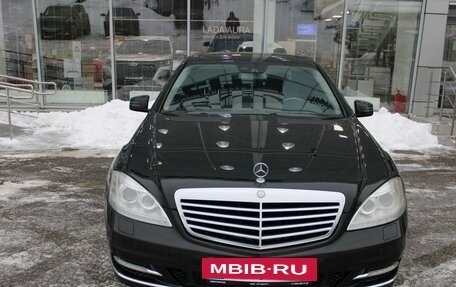 Mercedes-Benz S-Класс, 2013 год, 1 885 000 рублей, 2 фотография