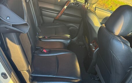 Toyota Highlander III, 2013 год, 1 900 000 рублей, 8 фотография