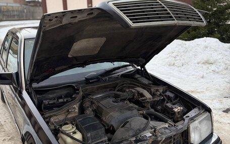 Mercedes-Benz E-Класс, 1993 год, 255 000 рублей, 15 фотография