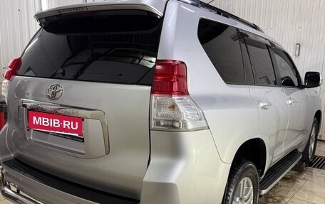 Toyota Land Cruiser Prado 150 рестайлинг 2, 2013 год, 2 850 000 рублей, 9 фотография