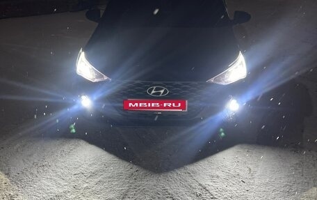 Hyundai Solaris II рестайлинг, 2021 год, 1 750 000 рублей, 10 фотография