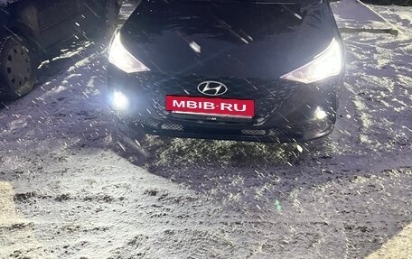 Hyundai Solaris II рестайлинг, 2021 год, 1 750 000 рублей, 11 фотография