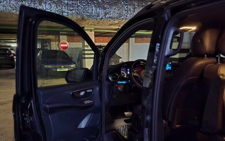 Mercedes-Benz V-Класс, 2022 год, 8 500 000 рублей, 9 фотография