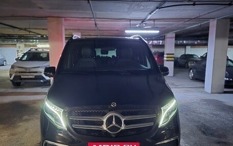 Mercedes-Benz V-Класс, 2022 год, 8 500 000 рублей, 3 фотография