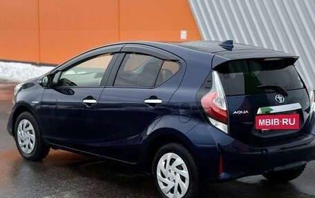 Toyota Aqua I, 2018 год, 1 190 000 рублей, 3 фотография