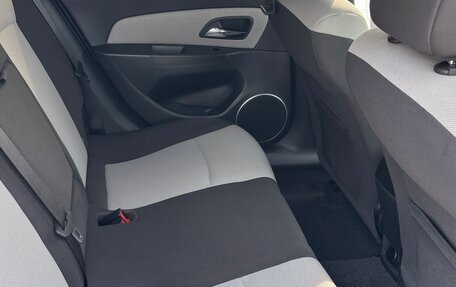 Chevrolet Cruze II, 2013 год, 990 000 рублей, 23 фотография