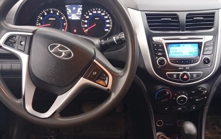 Hyundai Solaris II рестайлинг, 2012 год, 810 000 рублей, 7 фотография