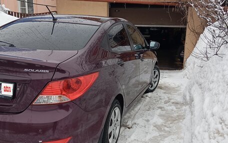 Hyundai Solaris II рестайлинг, 2012 год, 810 000 рублей, 5 фотография