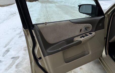 Mazda Protege, 2001 год, 260 000 рублей, 7 фотография