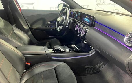 Mercedes-Benz A-Класс, 2018 год, 2 720 000 рублей, 28 фотография