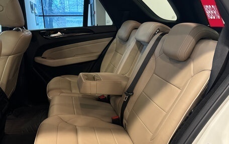 Mercedes-Benz M-Класс, 2012 год, 2 590 000 рублей, 15 фотография