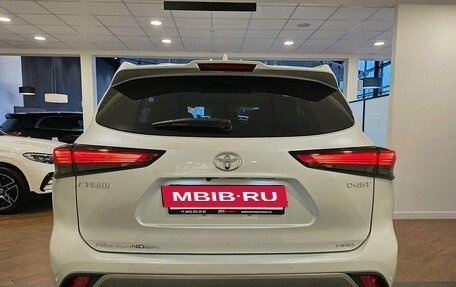 Toyota Highlander, 2026 год, 5 590 000 рублей, 7 фотография