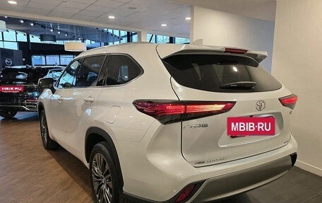 Toyota Highlander, 2026 год, 5 590 000 рублей, 6 фотография