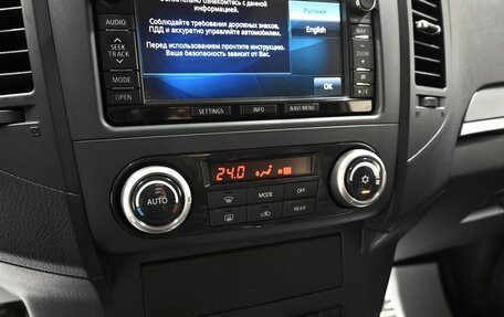 Mitsubishi Pajero IV, 2014 год, 2 245 000 рублей, 19 фотография