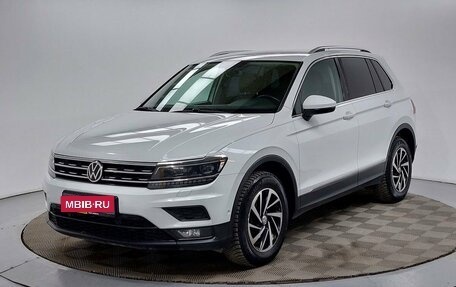 Volkswagen Tiguan II, 2018 год, 2 199 000 рублей, 1 фотография