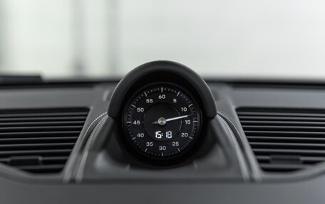 Porsche 911, 2025 год, 33 000 000 рублей, 27 фотография