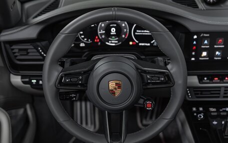 Porsche 911, 2025 год, 33 000 000 рублей, 24 фотография