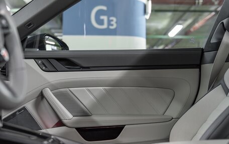 Porsche 911, 2025 год, 33 000 000 рублей, 33 фотография