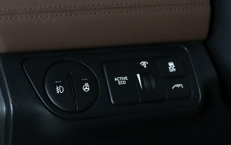 Hyundai Grand Starex Grand Starex I рестайлинг 2, 2019 год, 3 499 000 рублей, 10 фотография