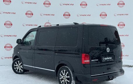 Volkswagen Multivan T5, 2011 год, 2 239 000 рублей, 3 фотография