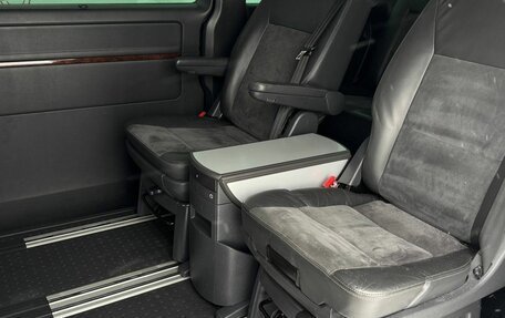 Volkswagen Multivan T5, 2011 год, 2 239 000 рублей, 24 фотография