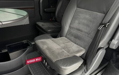 Volkswagen Multivan T5, 2011 год, 2 239 000 рублей, 33 фотография