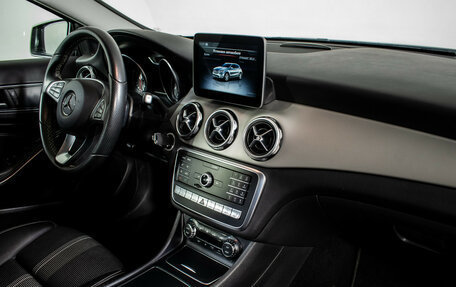 Mercedes-Benz GLA, 2017 год, 2 690 000 рублей, 10 фотография