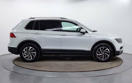 Volkswagen Tiguan II, 2018 год, 2 199 000 рублей, 4 фотография