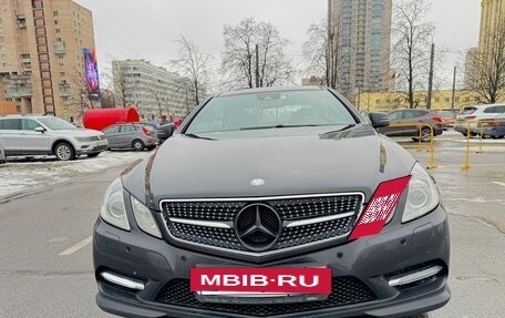 Mercedes-Benz E-Класс, 2012 год, 1 100 000 рублей, 2 фотография