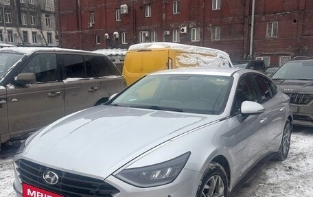 Hyundai Sonata VIII, 2020 год, 1 500 000 рублей, 2 фотография