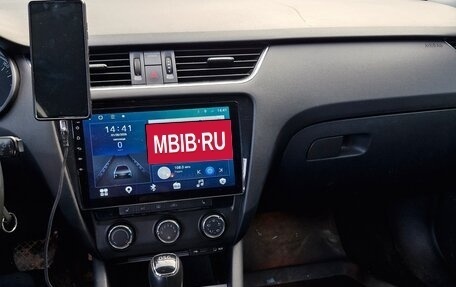 Skoda Octavia, 2014 год, 900 000 рублей, 8 фотография