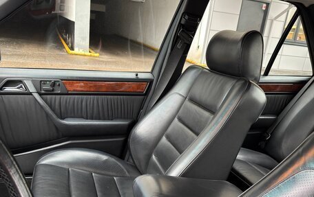 Mercedes-Benz W124, 1991 год, 12 000 000 рублей, 8 фотография