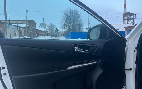 Toyota Camry, 2015 год, 2 120 000 рублей, 19 фотография