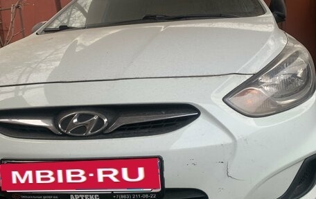 Hyundai Solaris II рестайлинг, 2013 год, 684 000 рублей, 3 фотография