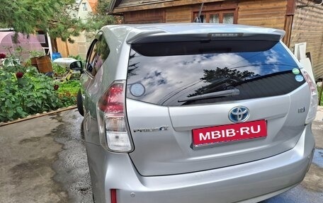 Toyota Prius Alpha I (ZVW40/41), 2019 год, 1 900 000 рублей, 6 фотография