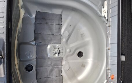 Toyota Prius Alpha I (ZVW40/41), 2019 год, 1 900 000 рублей, 18 фотография