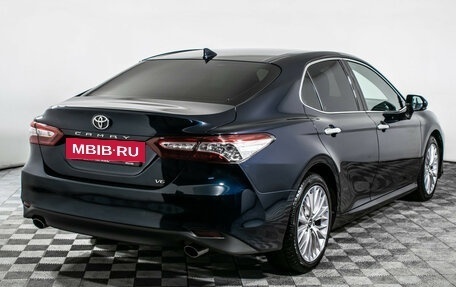 Toyota Camry, 2019 год, 2 870 000 рублей, 5 фотография